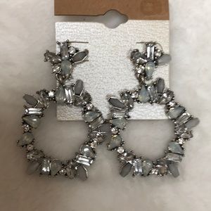 Such pretty earrings